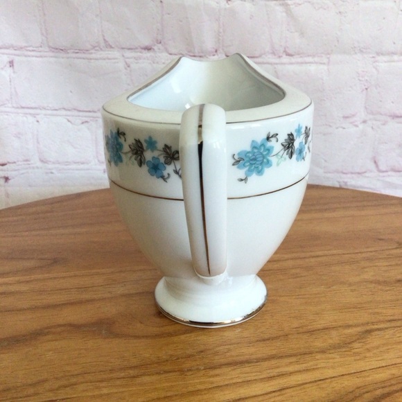 Vintage Blue Floral Footed Creamer - 8oz - Picture 4 of 6